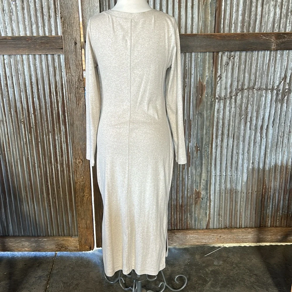 Old Navy Beige Long Sleeve Dress - Picture 5 of 8